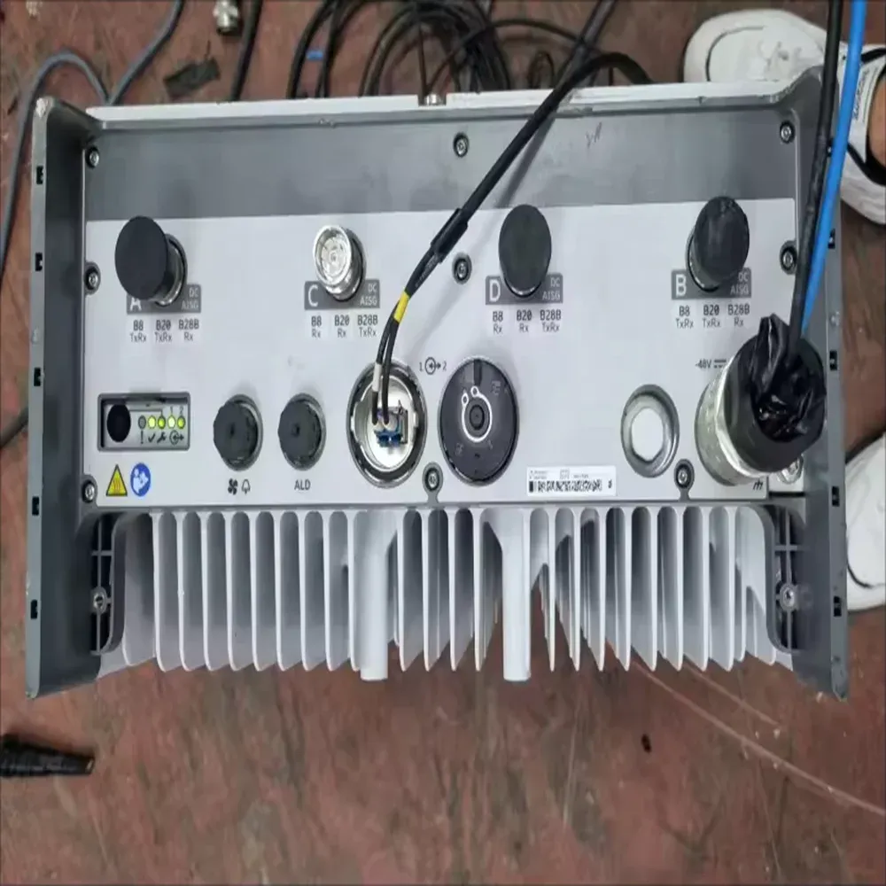 RRU RADIO 2460 24B8 24B20 24B28B Base Station 20W 48V Wireless Infrastructure Equipment M01 KRC161831/1-boxintelecom