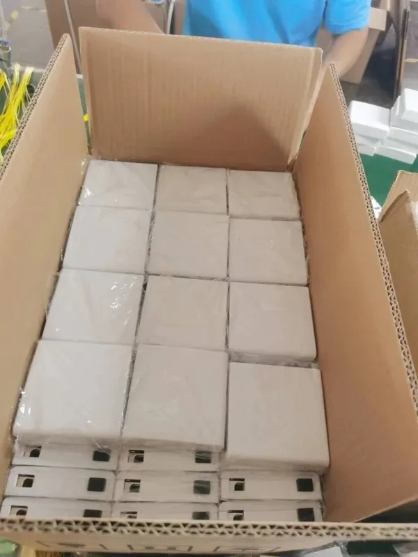QD-APT Socket Fiber Ftth Box 2 Ports Desktop Wall Socket Terminal ABS Fiber Optic Junction