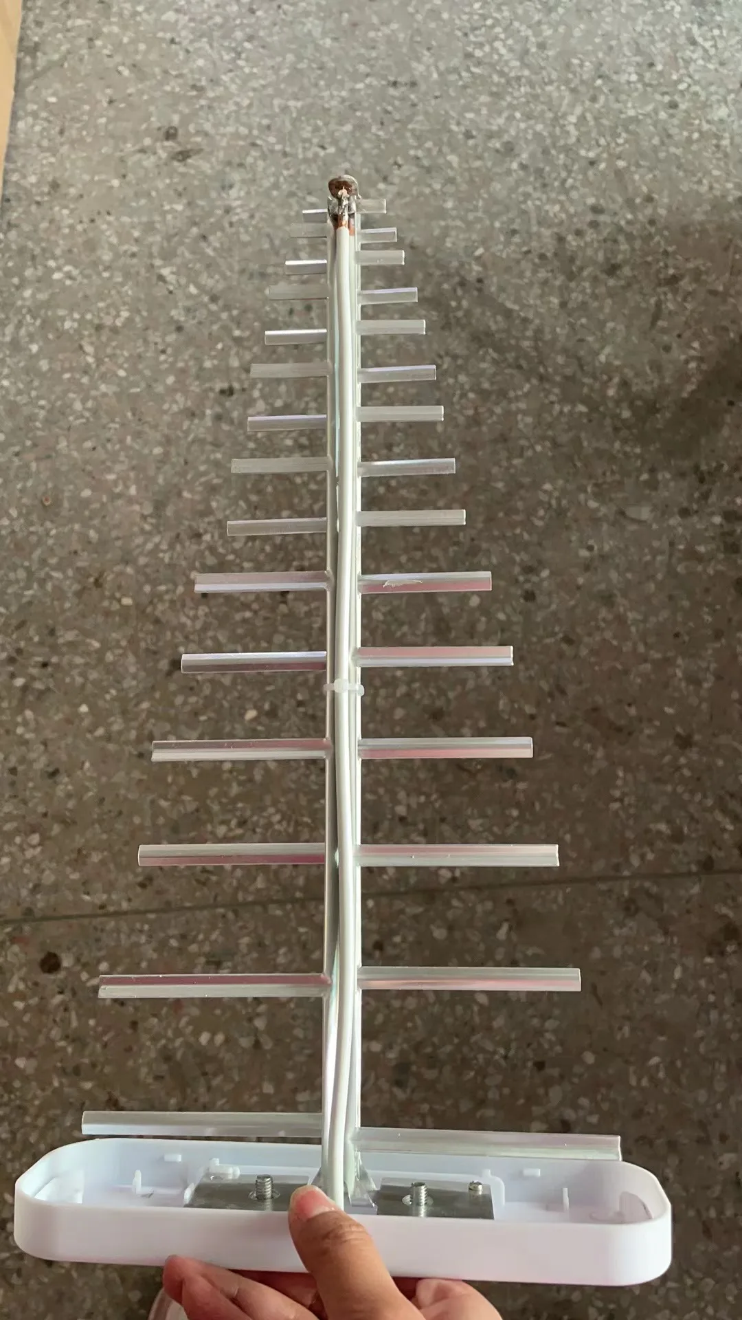 n Female 800-2700mhz broadband base station high gain directional Yagi antenna-boxintelecom