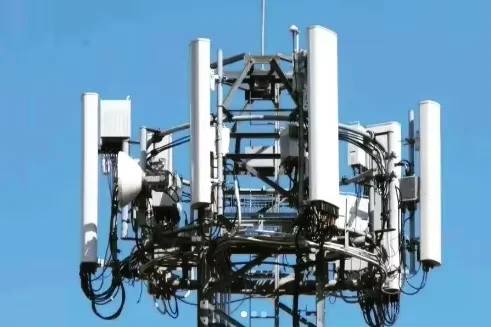 Base Station Antenna2  Pol 698-960MHz 90°16dBi 2°~10°Integrated RCU (Remote Control Unit)