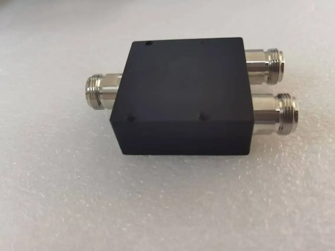 600-6000MHz 50W  2 Way Wilkinson Power Divider Power Splitter with N-Female Used for In-bu