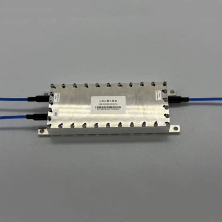 High Quality Low PIM RF Cavity Antenna Built-in Double Combiner Filter 80W Average Power R