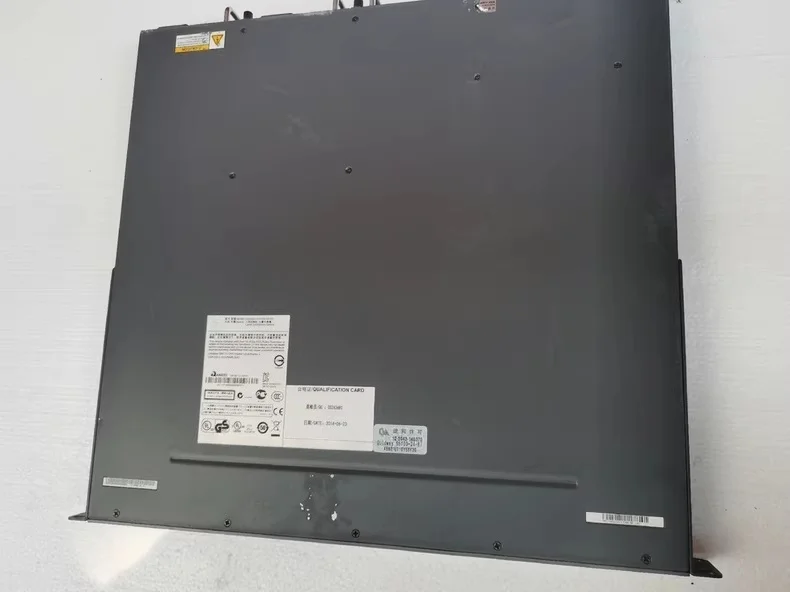 S6700-24-EI 02352768 24 Port SFP and 10GE SFP+ Ethernet Gigabit Network Switch Stackable FTTH/FTTB-boxintelecom