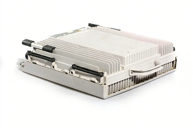 Eric-sson RRUS 11 B20 KRC 118 91/2 Remote Radio Unit (RRU) for RBS6601