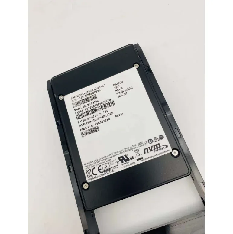 118033280 NVMe PowerMAX 3.84TB 2000/8000 Vt 005052696 MZWLL3T8HAJQ-00AC3 PM1723Bb Telecomm