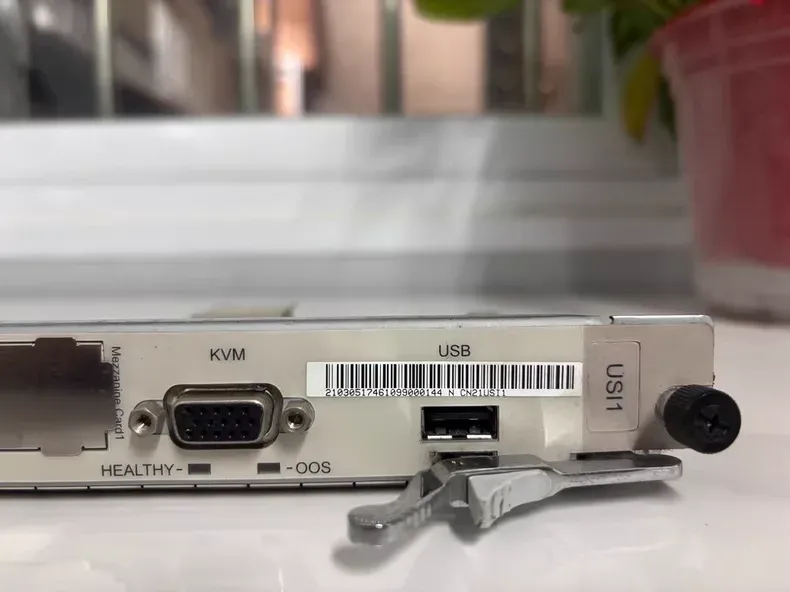 HW Core Center Network 03051746 USI1 CN21USI1 Universal Service Interface T8280 OSTA2.0 AT