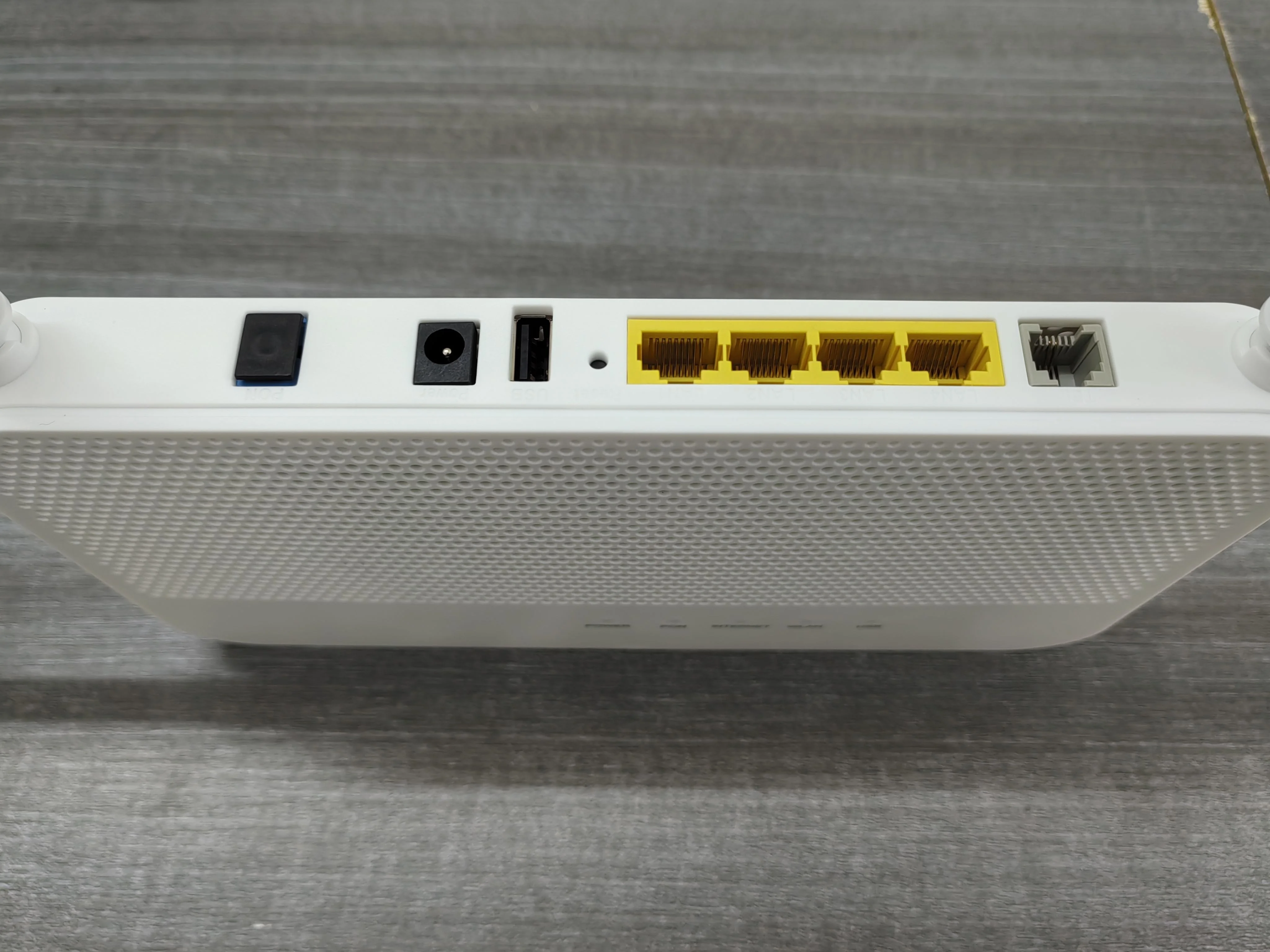 EG8247W5 HG8247W5 Dual Band CATV ONT ONU GPON ONU 4GE+1USB+1Tel+CATV+2.4G 5G Wifi-boxintelecom