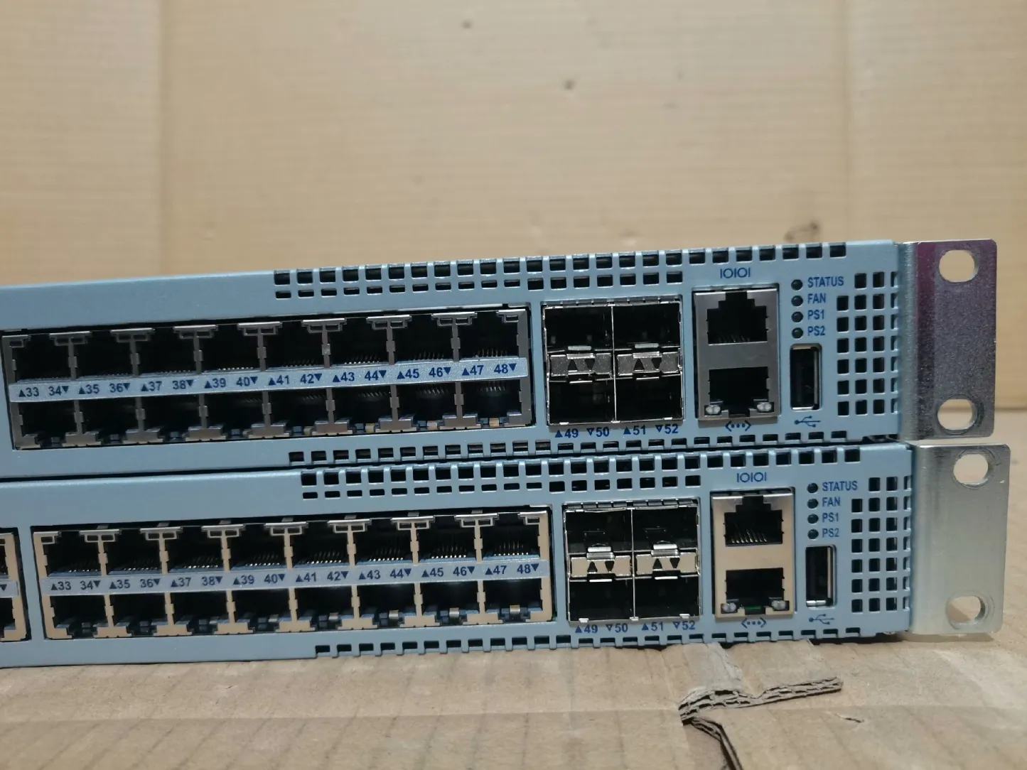 Arista DCS-7010T-48 7010T Gigabit Ethernet Data Center Switches 48 x 10/100/1000 and 4 SFP+-boxintelecom
