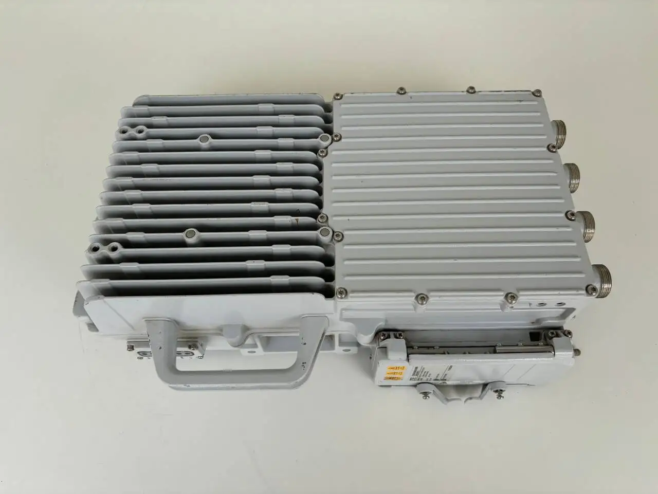 ZXSDR R8862A S9000 RRU GSM WCDMA LTE Macro Radio Remote Unit Base Station 1 Year Warranty 100% Wireless Infrastructure Equipment-boxintelecom