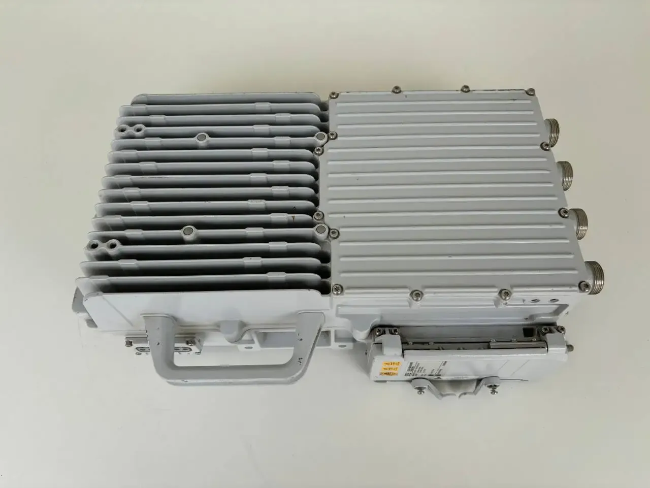 ZXSDR R8862A S9000 RRU GSM WCDMA LTE Macro Radio Remote Unit Base Station 1 Year Warranty 100% Wireless Infrastructure Equipment-boxintelecom