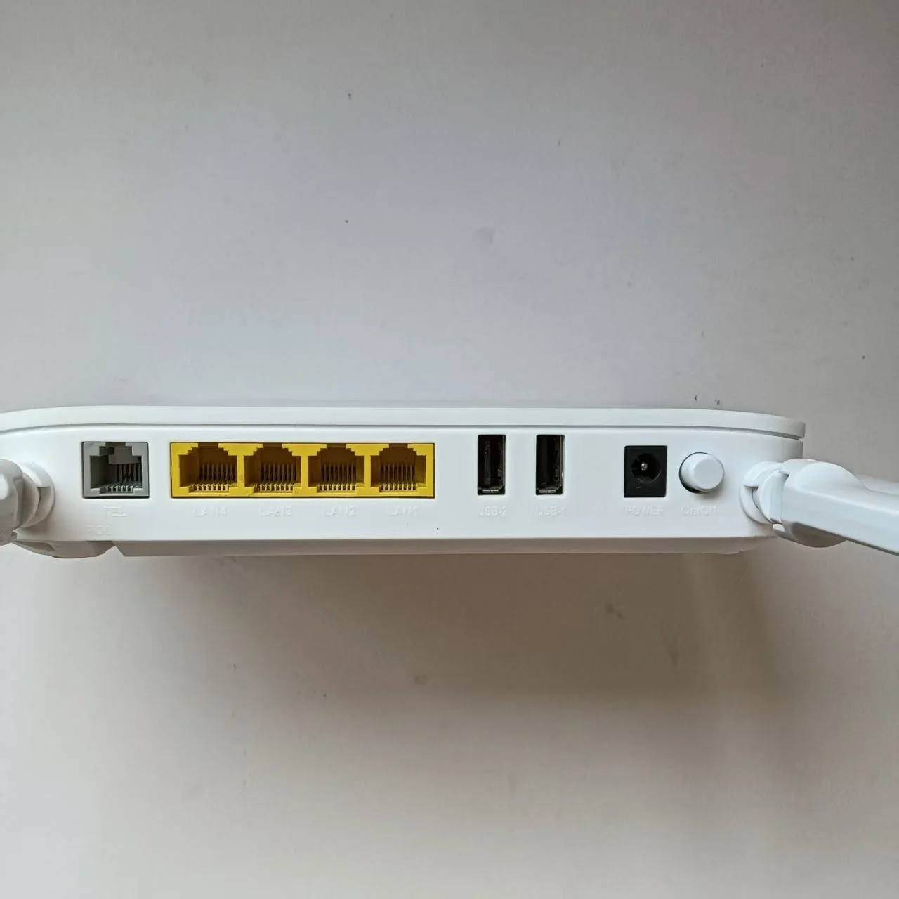 FIBER in HOME ENGLISH VERSION FTTH ROUTER 4GE W/LAN 2.4/5G DUAL BAND WIFI5 HG6145D1 GPON ONU ONT-boxintelecom