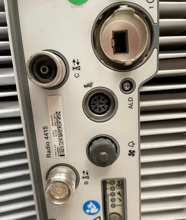 Radio 4415 B3 KRC 161 637/1 Remote Radio Unit 4415 B7 4415 B7A Wireless Infrastructure Equipment Telecommunication-boxintelecom