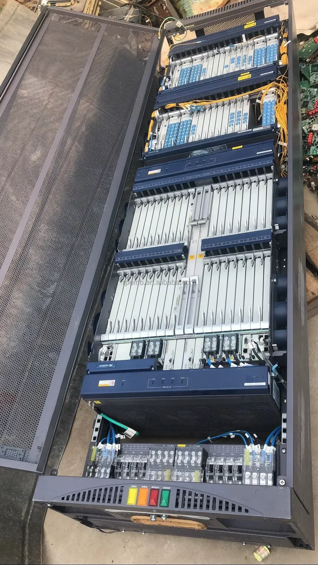 TNU5N402: 2 X 100 Gbit/s Line Service Processing Boardfor OSN9800 M24 U32 U64-boxintelecom