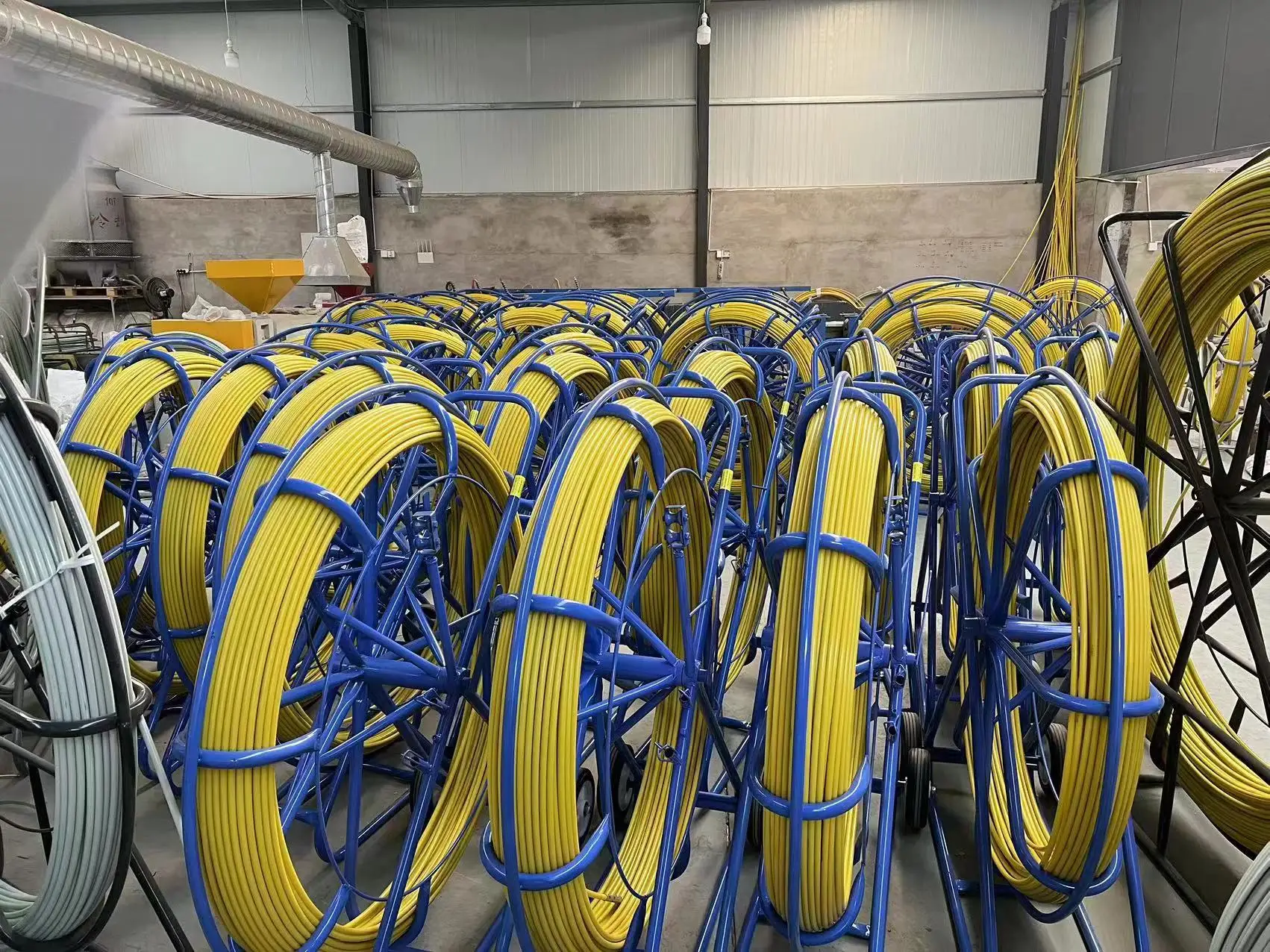 Ultimate Sales Package Fiberglass Cable Push-Pull Duct Rodder Kit with Frame Wheel for 4G 