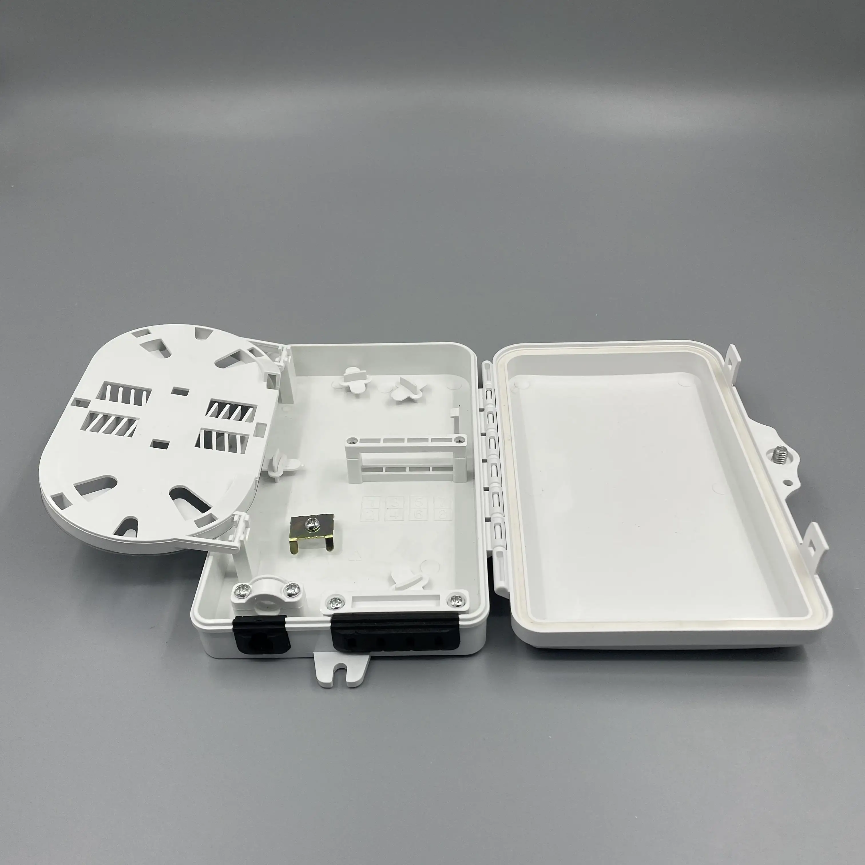 outdoor ftth 4 way fiber distribution box fdb 4 port  terminal  outdoor box