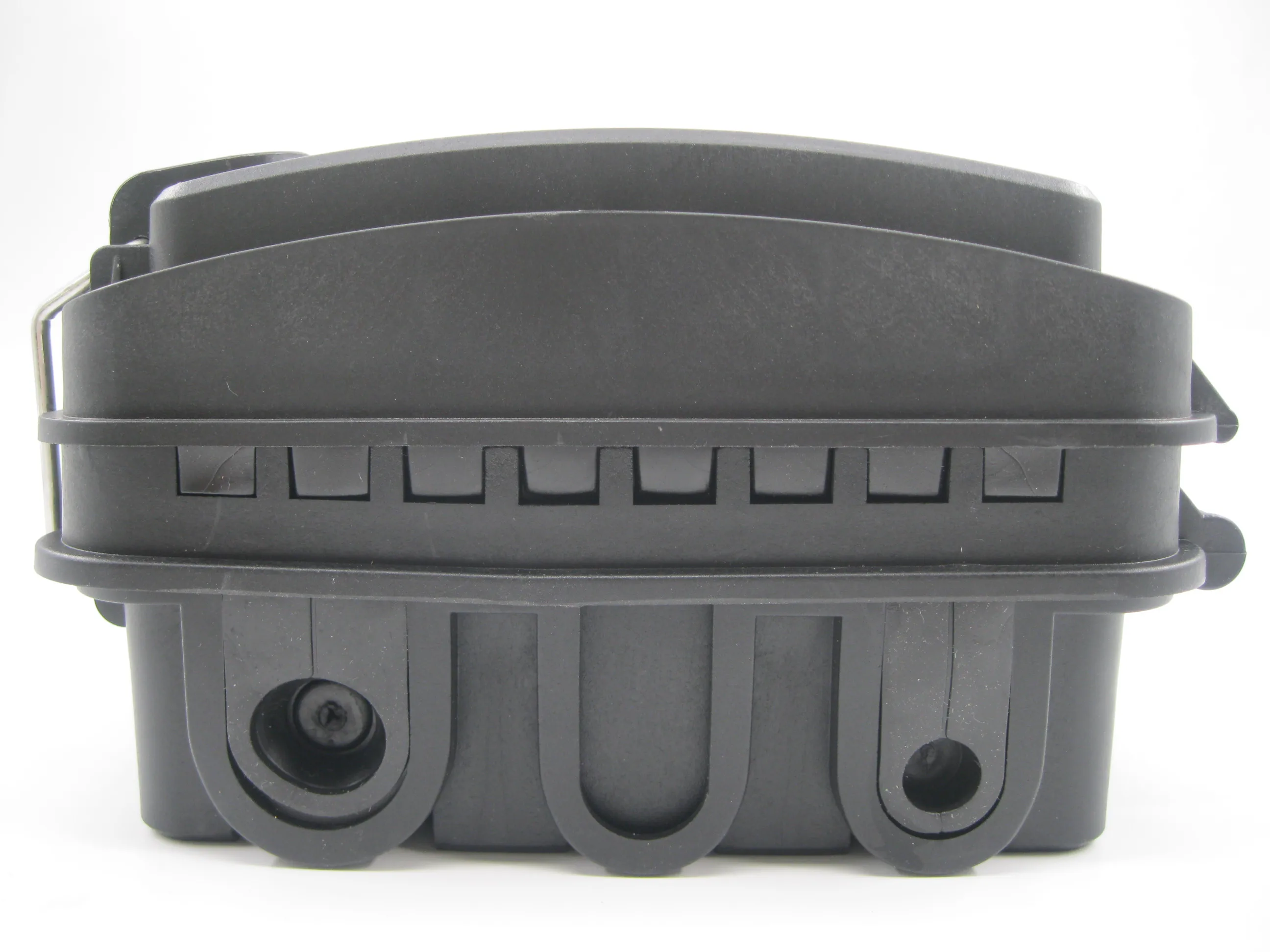 F225-APT  Versatile 16 Cores FTTH Fiber Optical Distribution Box Solution