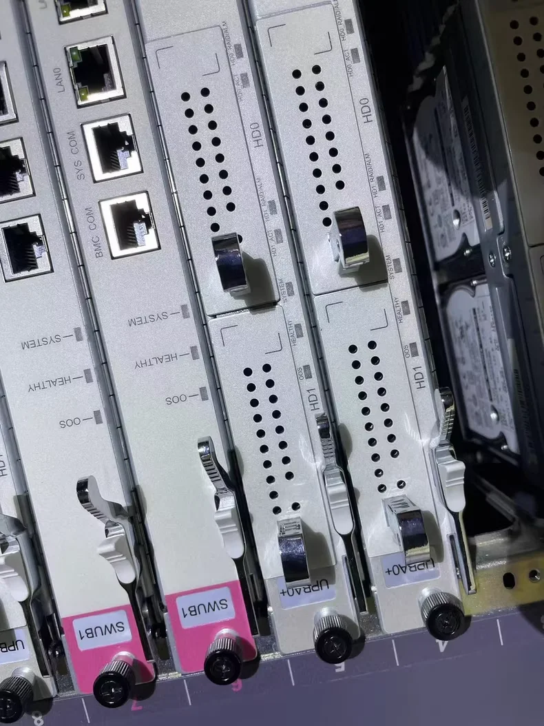 HW Core Center Network 03052589 USIA7 CN21USIA7 Universal Service Interface T8280 OSTA2.0 