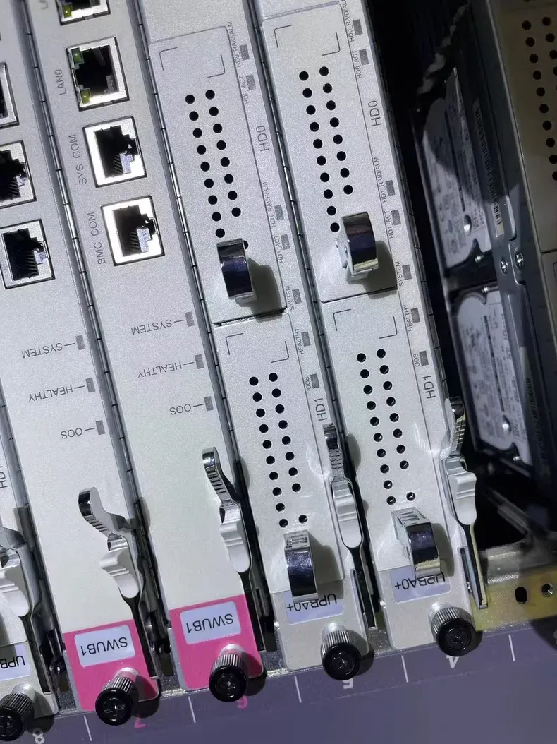 HW Core Center Network 03052589 USIA7 CN21USIA7 Universal Service Interface T8280 OSTA2.0 