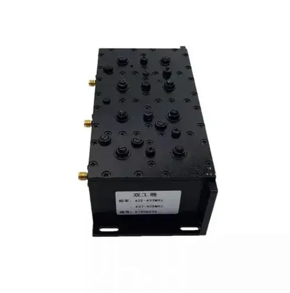 VHF UHF Customized  415-420/425-430MHz 50W GSM Rf Cavity Duplexer Combiner With SMA-Female