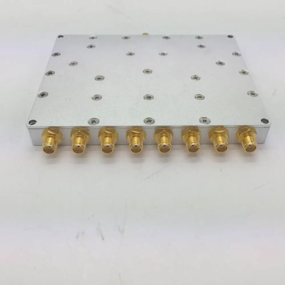 8 Way Power Splitter 0.6-6GHz 50W N  sma female Telecom