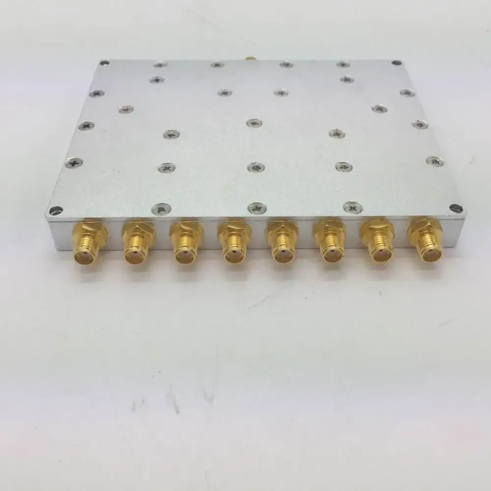 8 Way Power Splitter 0.6-6GHz 50W N  sma female Telecom