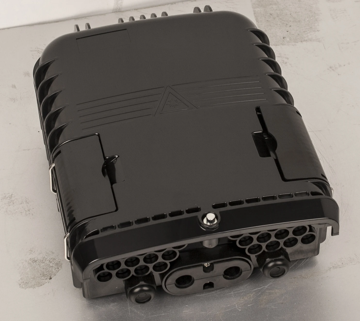 Hot Selling FTTH Fiber Optic Outdoor IP65 Waterproof 24-Core Distribution Box CE Certified