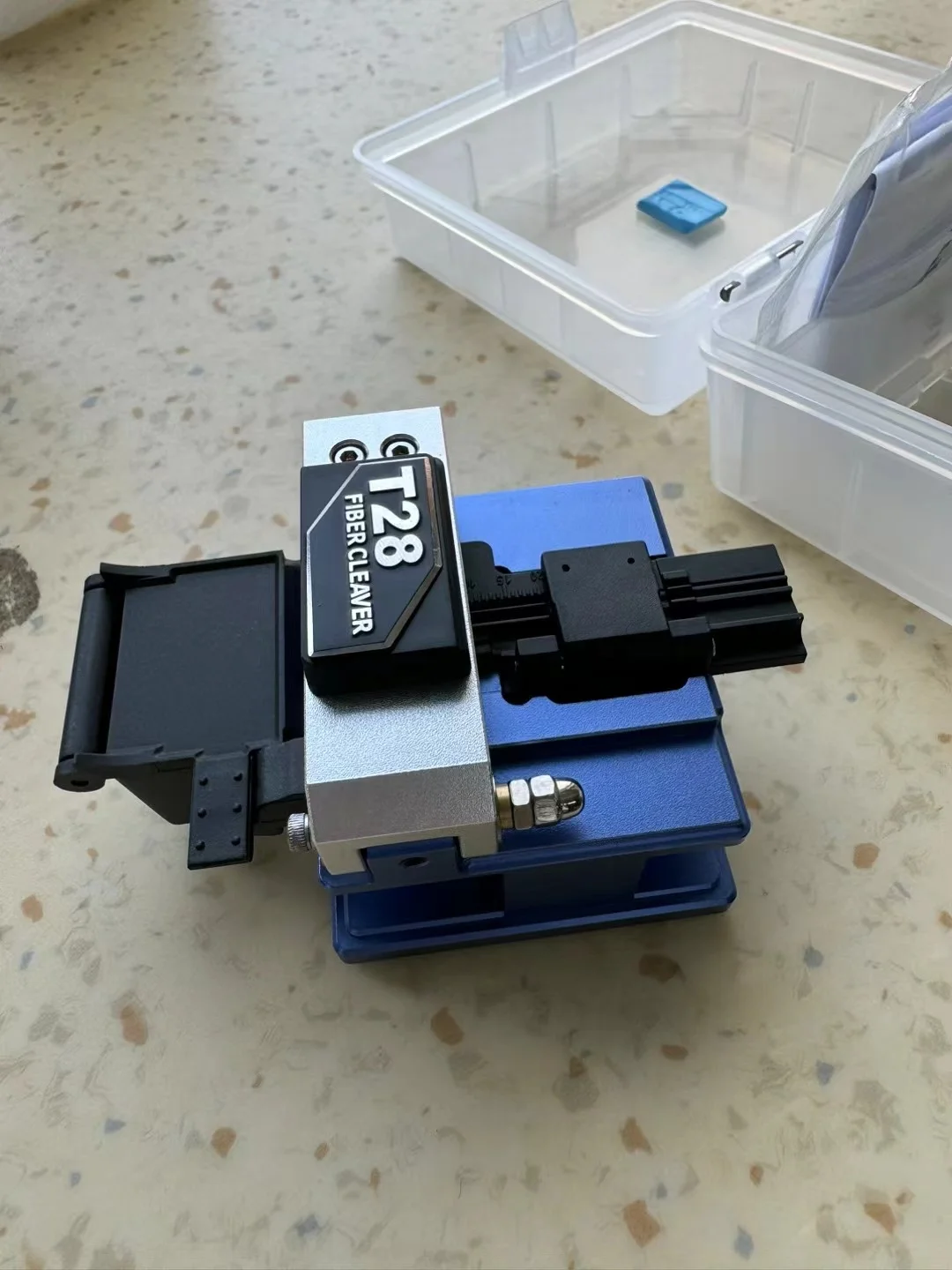 High Quality Fiber Cleaver T28  FTTH Optical Fiber Cleaver  Fiber Optic Cleaver for FTTH-boxintelecom