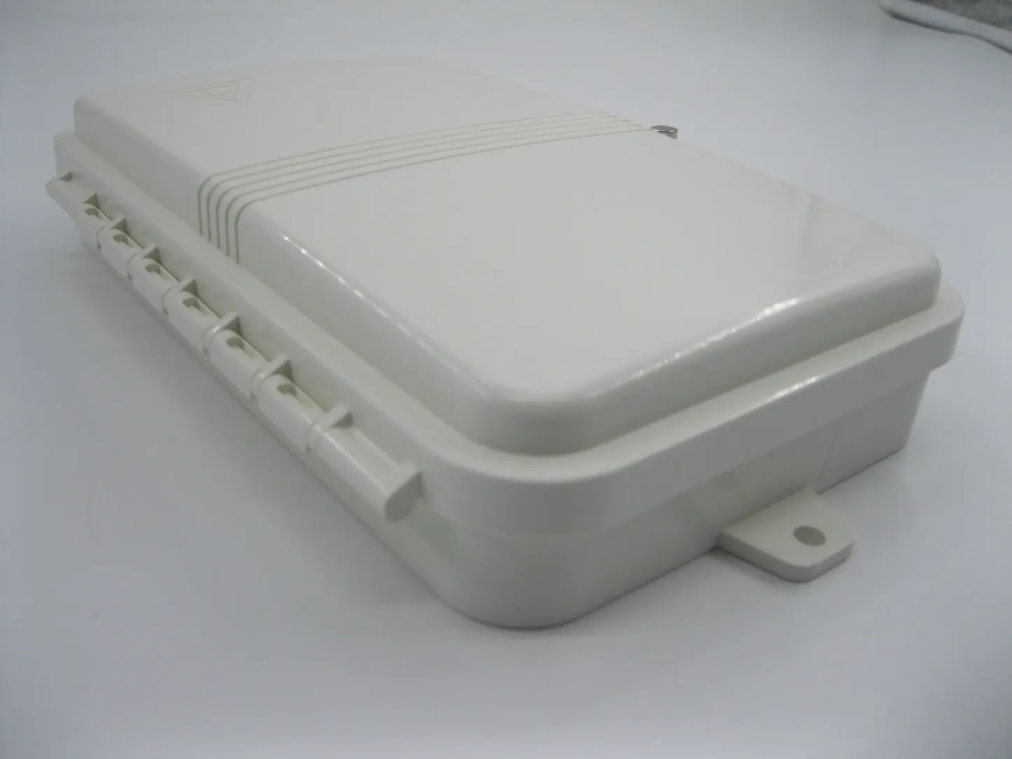 FAT-4A  Versatile 4 Cores FTTH Fiber Optical Distribution Box Solution