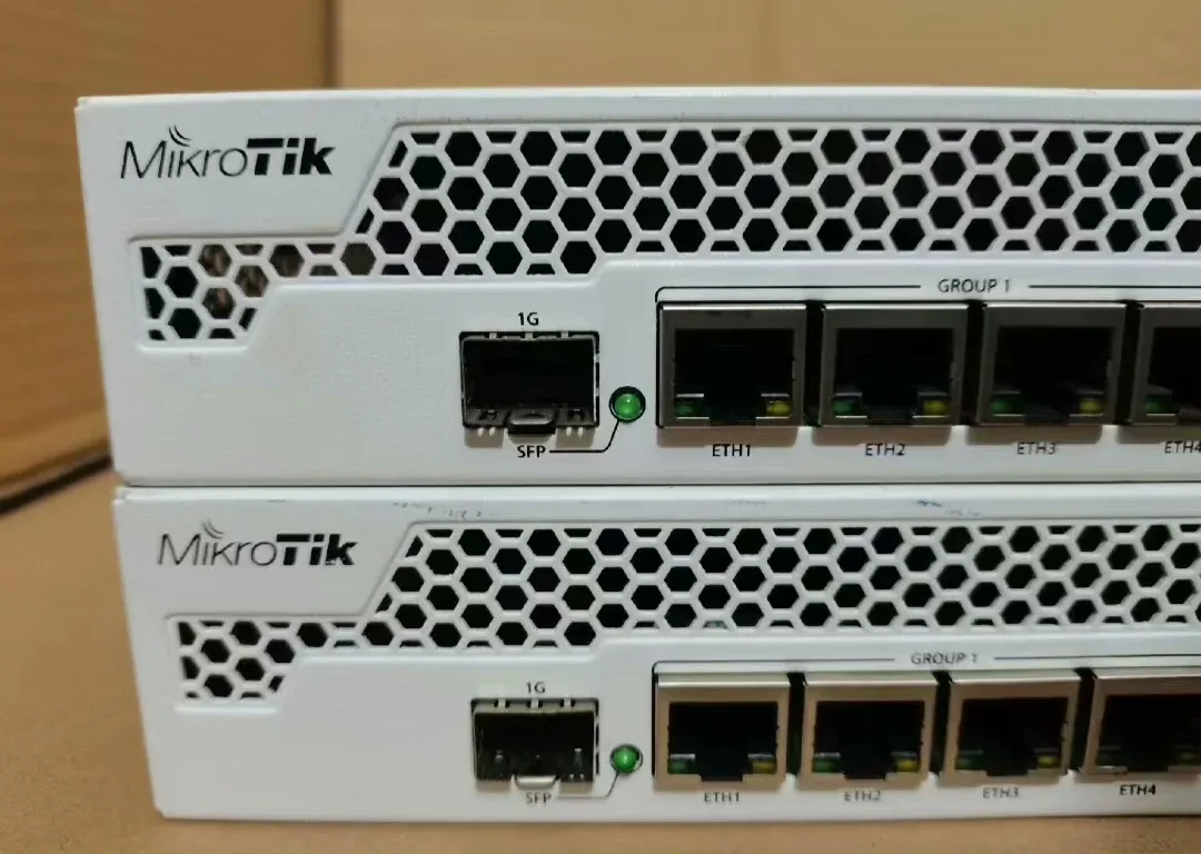 Mikrotik CCR1009-8G-1S-PC Gigabit Ethernet router EM MikroTik Ethernet-boxintelecom