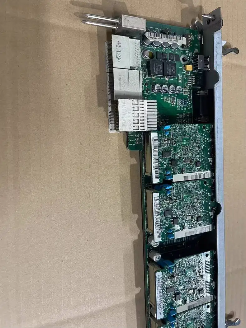HW Core Center Network 03052588 USIA1 CN21USIA1 Universal Service Interface T8280 OSTA2.0 