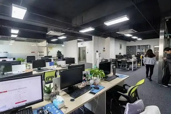 New or Used RRU R8978 S2600W TD LTE Remote Radio Unit for 3G/4G Telecom Base Station Fiber Optic Equipment 7