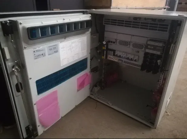 Huawei APM30H Ver.E epu05a-07 06 03 TMC11H OMB APM5930 Outdoor Cabinet Outdoor Power System For Huawei BBU3900 BTS3900A DBS3900-boxintelecom