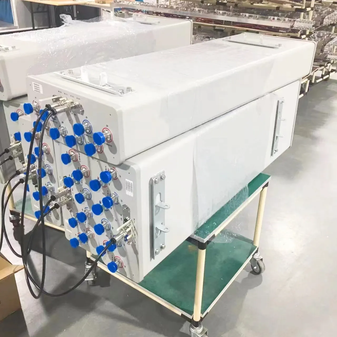 Customized 2G, 3G, 4G, 5G WIFI multi-port base station panel antenna-boxintelecom