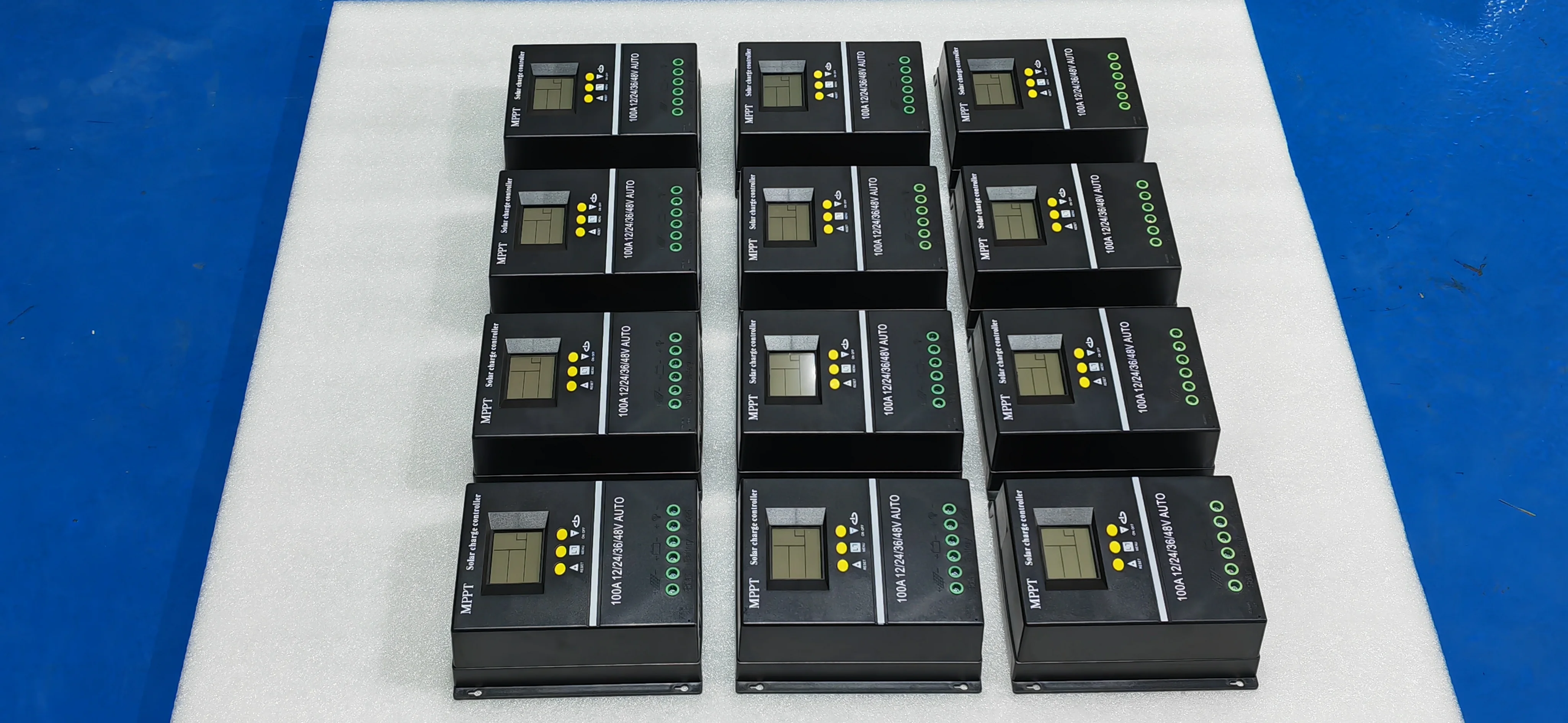 High Quality MPPT 100A Solar PV Regulator 4000W 12V/24V/36V/48V Mppt Solar Charge Controller 60A ON/OF-boxintelecom