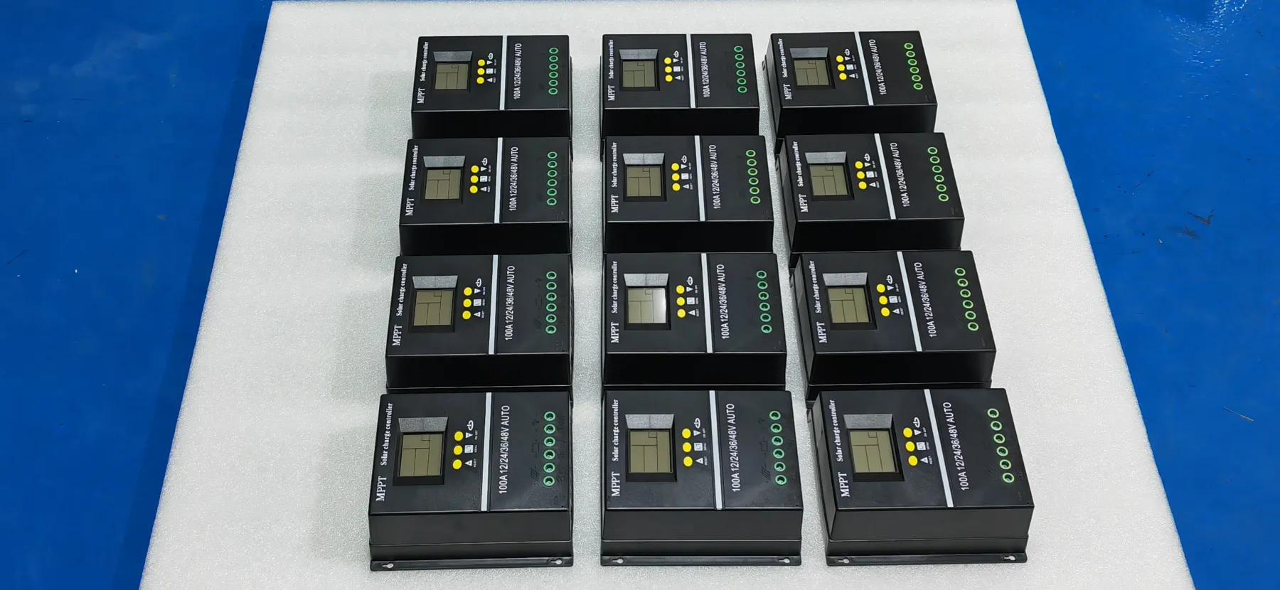 High Quality MPPT 100A Solar PV Regulator 4000W 12V/24V/36V/48V Mppt Solar Charge Controller 60A ON/OF-boxintelecom