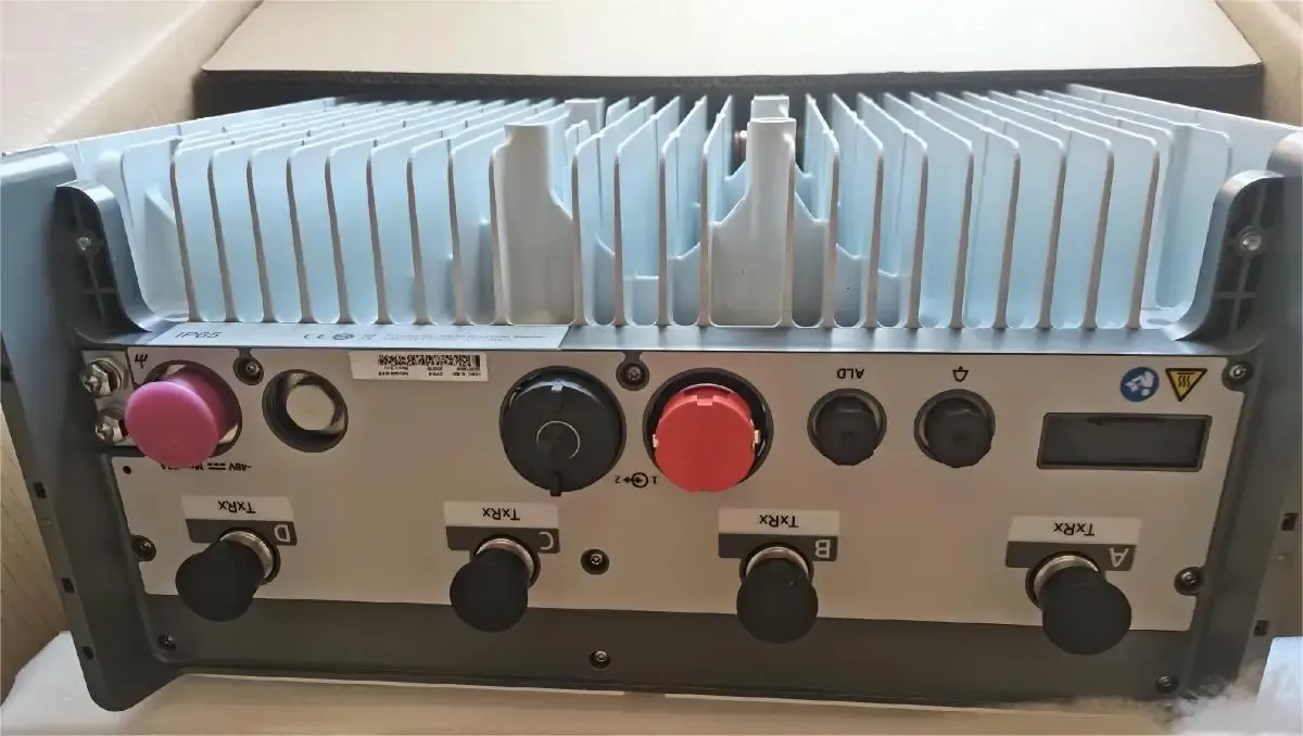Radio 4499 44B1 44B3 C RRU Unit KRC 161 787/1 Wireless Base Station Radio 4499B1B3 KRC1617