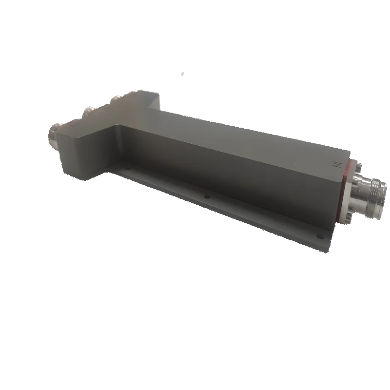 600-6000 MHz  50W indoor /outdoor application IP67 -155dBc 2 way power splitter/divider wi