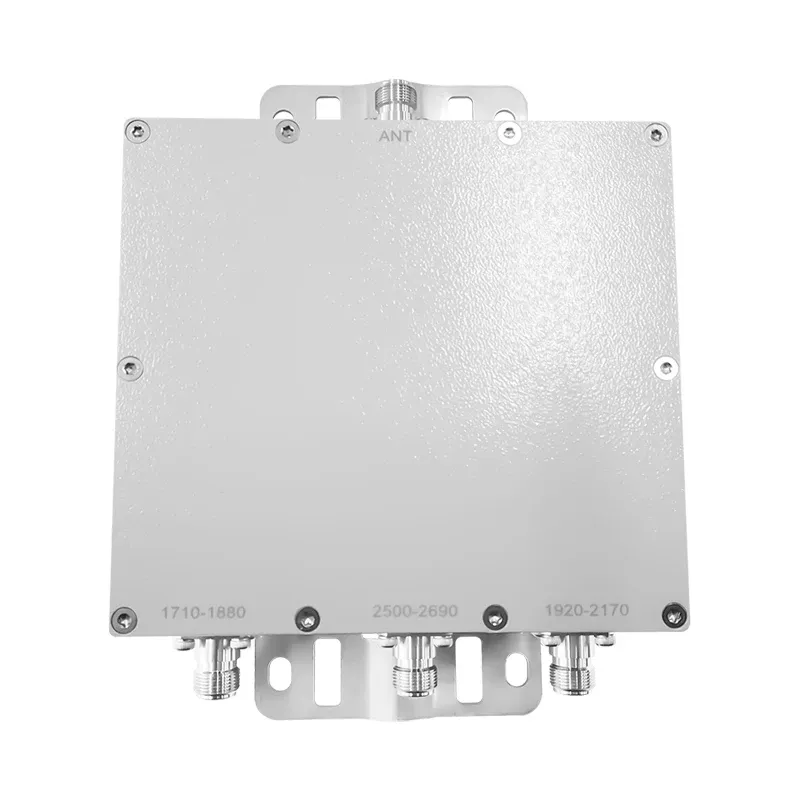 Low PIM Outdoor Tri-band Combiner Triplexer 1710-1880/1920-2170/2500-2690MHz