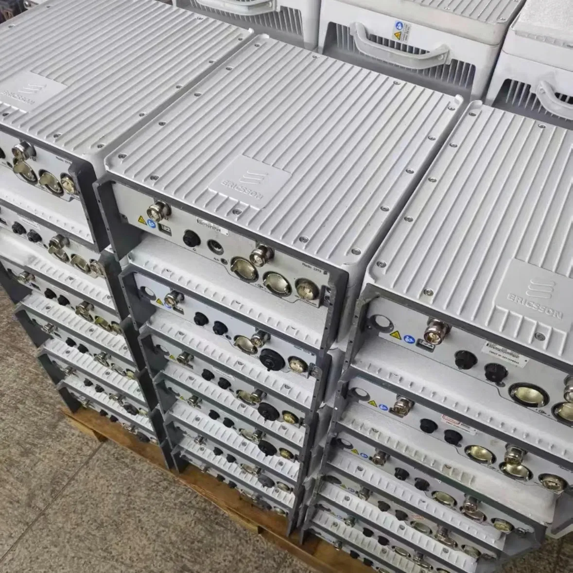 Factory Radio 4428B3 Code: KRC161 713/1.the Communication Equipment  RRU and the Quantity Is Limited.-boxintelecom