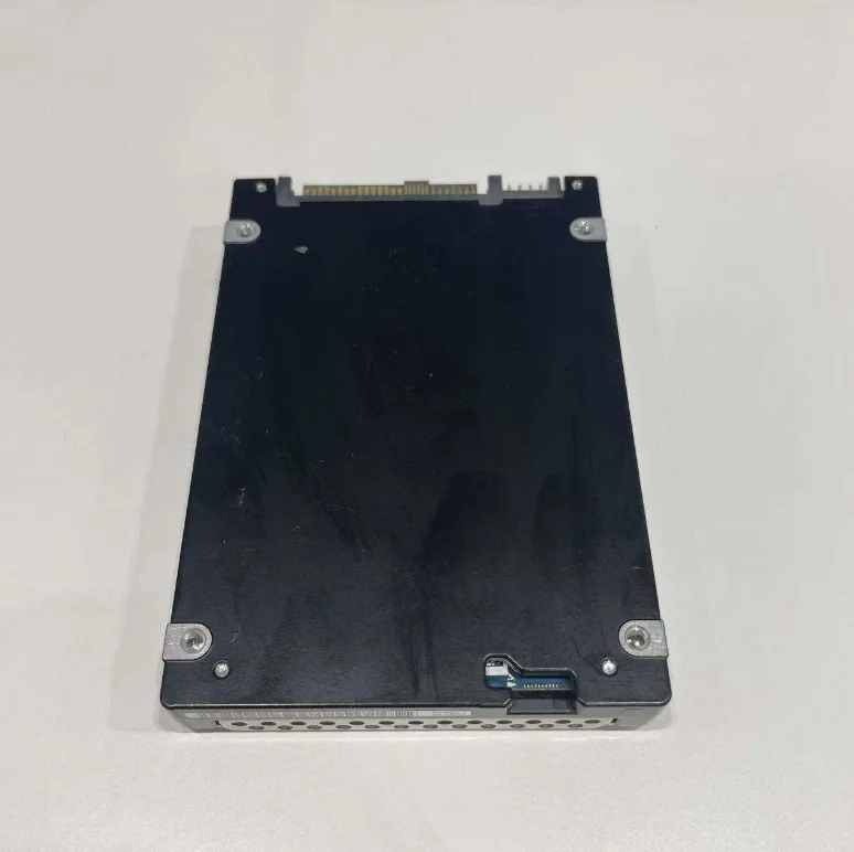 NEW P06042-005 TPM53840S5xnNTRI KPM51RUG3T84 3.84TB SAS SSD in Stock for HPE
