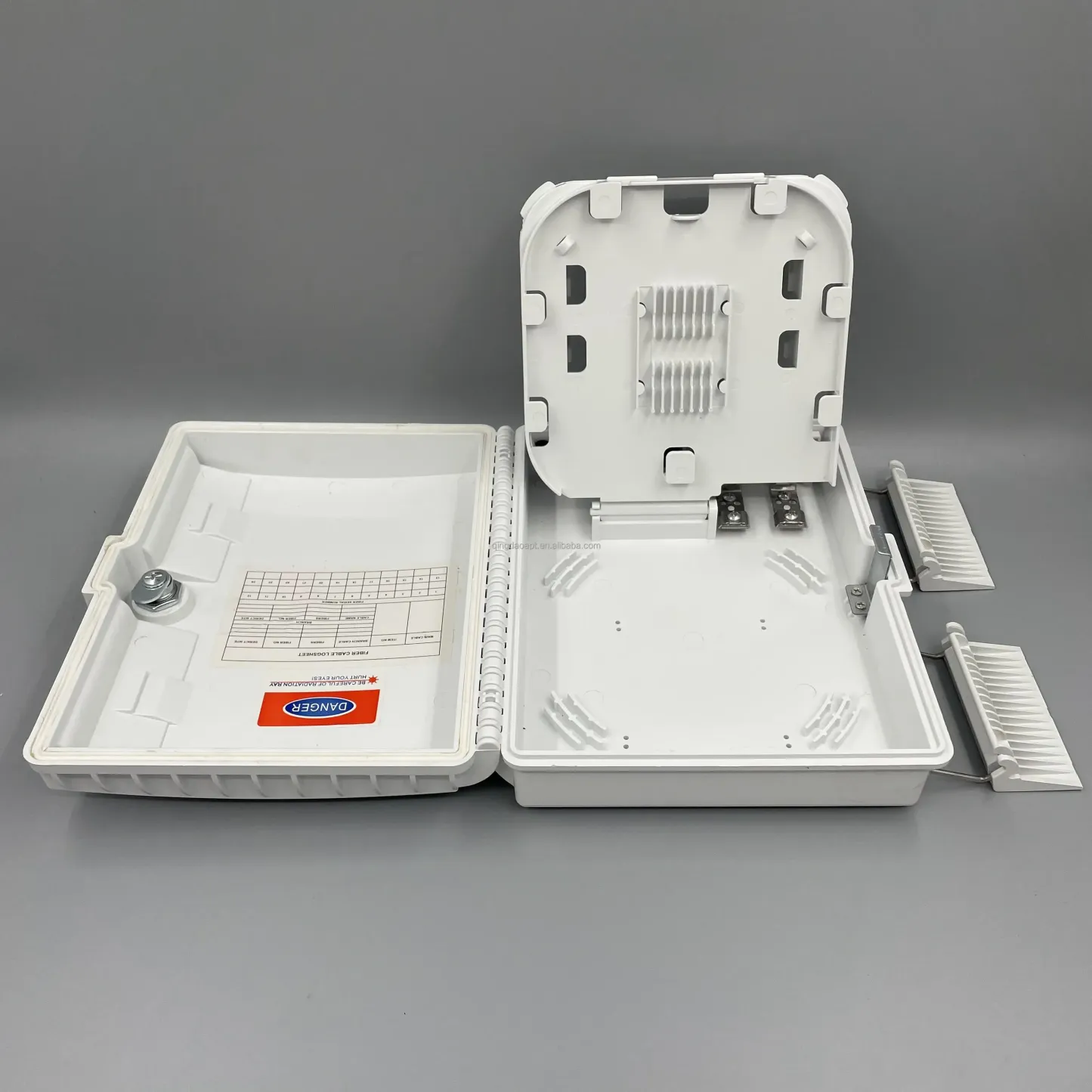 Hot Sales Fiber Optic Terminal Box 8 Ftth Cajas Nap Box Ftth with  PLC Splitter 1x8 Fiber 