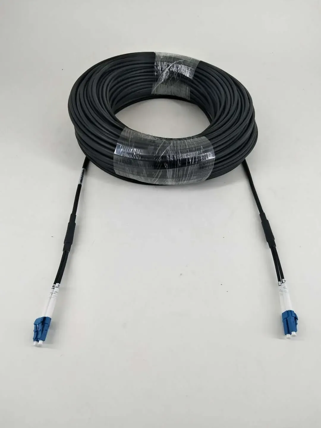 Hot Sell Armored Fiber Patch Cord  Outdoor Cable Assembly FTTA LCUPC-LCUPC  Patchcord  5.0