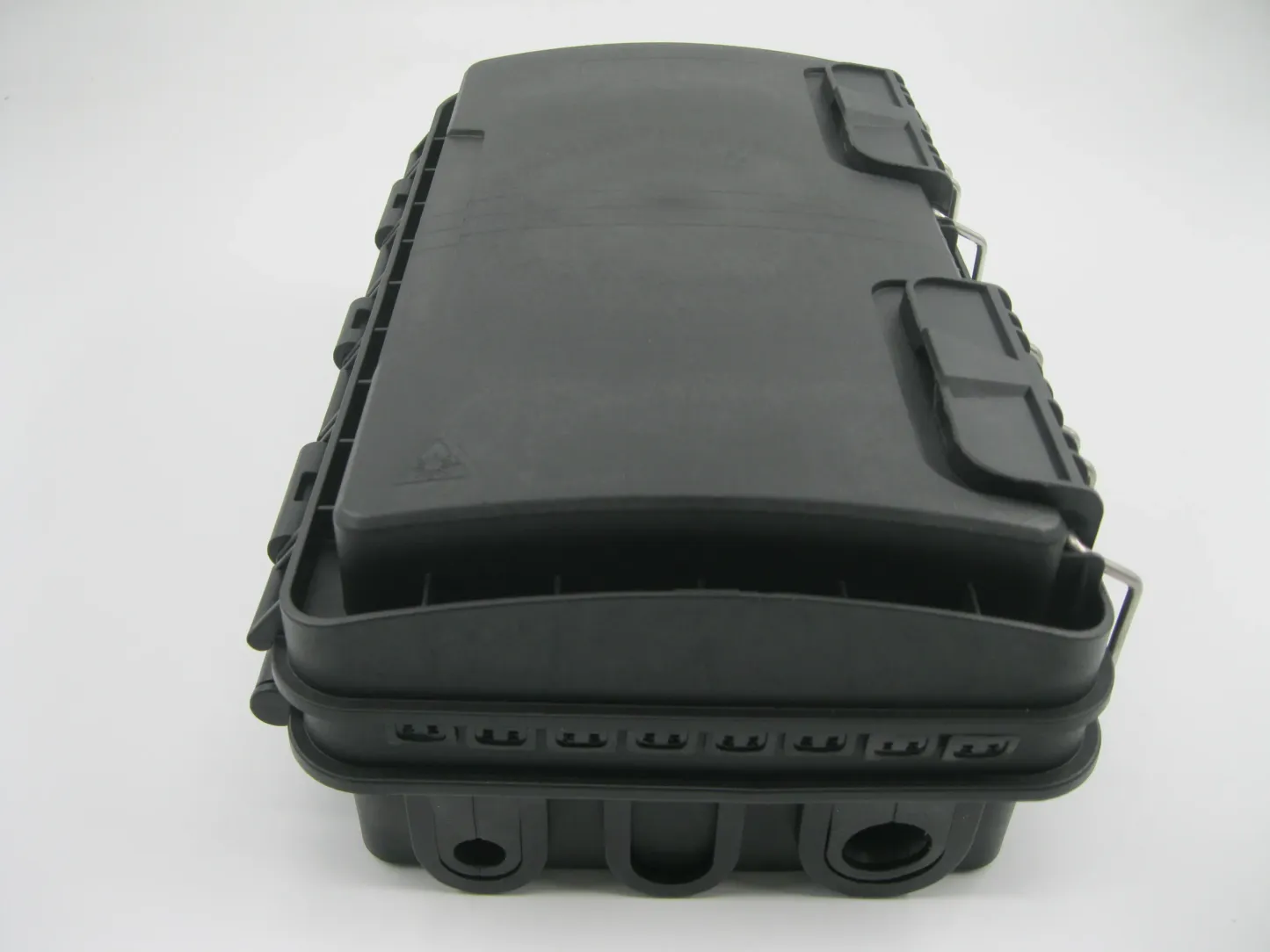 F225-APT  Versatile 16 Cores FTTH Fiber Optical Distribution Box Solution