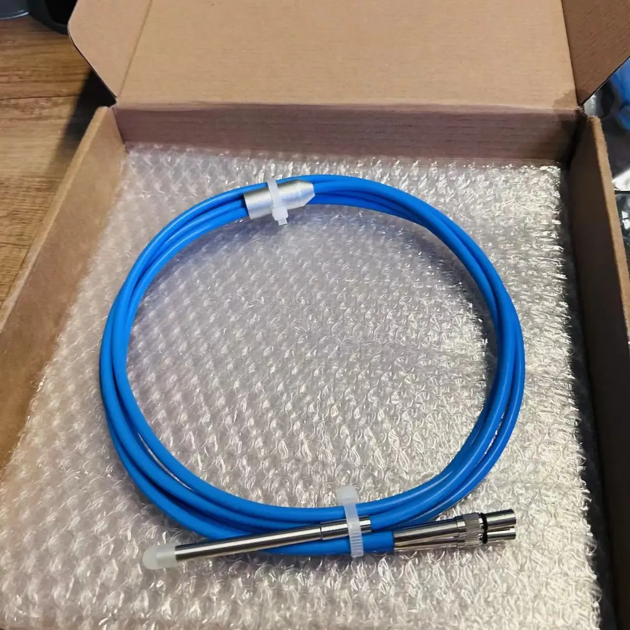 Factory Direct SURFIBER SURSOF11 Y-Type Multi-Core Quartz Fiber Optic Patch Cord D80 Conne