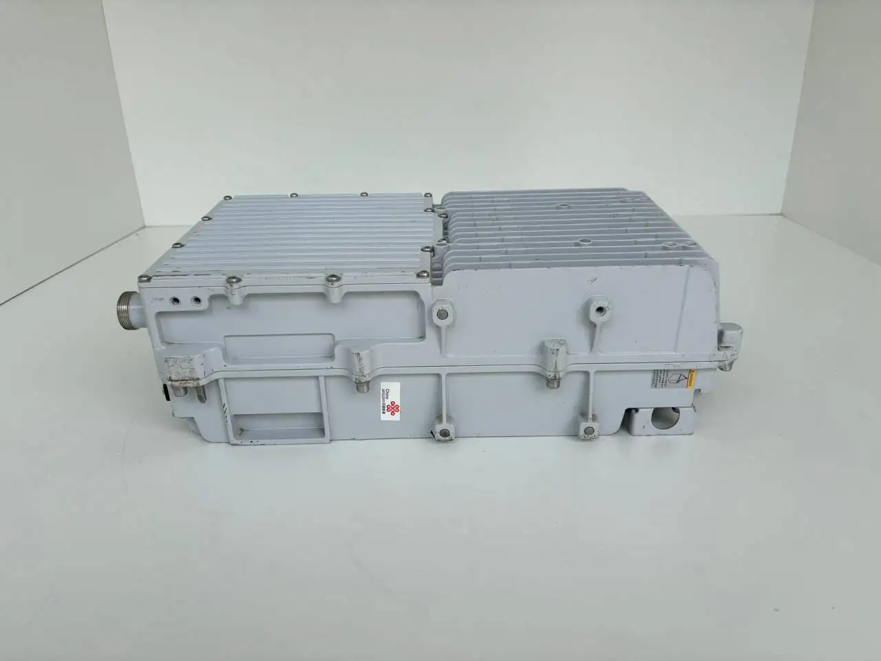ZXSDR R8862A S9000 RRU GSM WCDMA LTE Macro Radio Remote Unit Base Station 1 Year Warranty 100% Wireless Infrastructure Equipment-boxintelecom