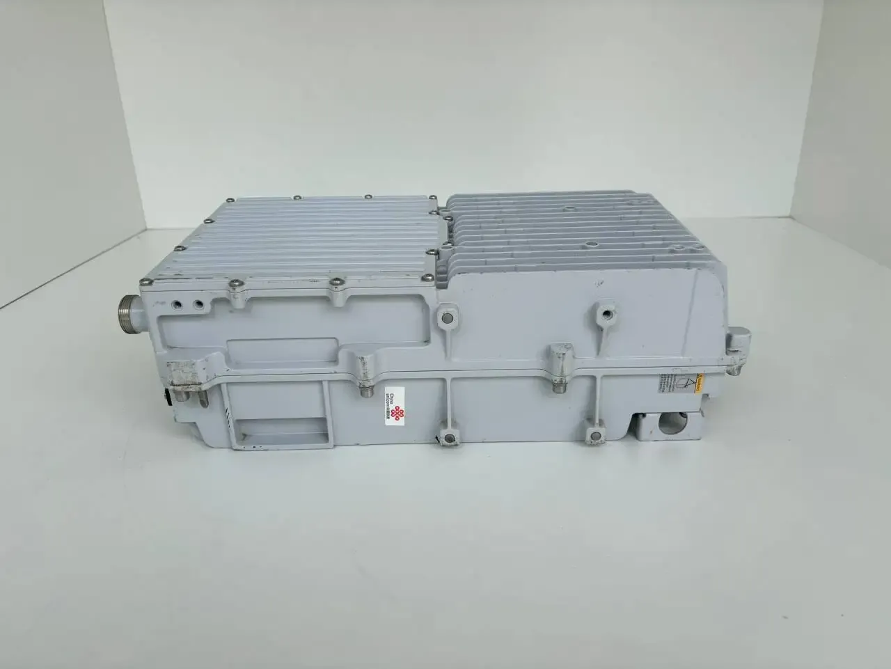 ZXSDR R8862A S9000 RRU GSM WCDMA LTE Macro Radio Remote Unit Base Station 1 Year Warranty 100% Wireless Infrastructure Equipment-boxintelecom
