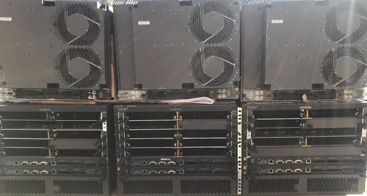 7750SR 7750SR-7S 13RU System capacity 57.6 Tb/s 1