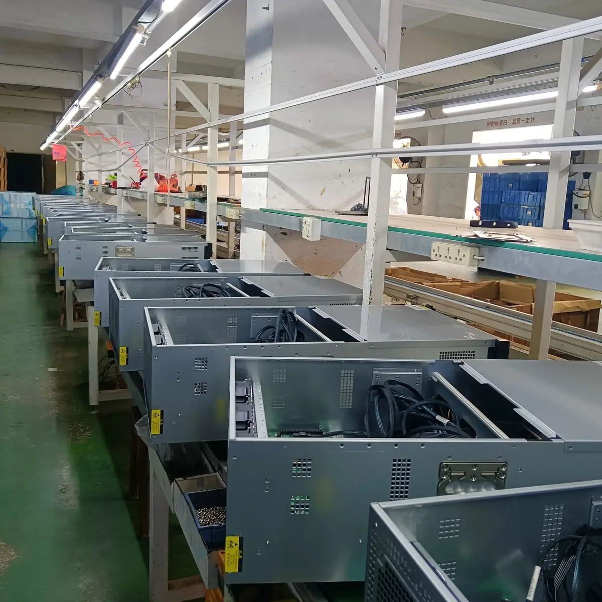 GPU 5U case rackmount 8 graphic 12*2.5inch or 3.5inch HDD ChatGPT AI Training Platform chassis Gpu server 5