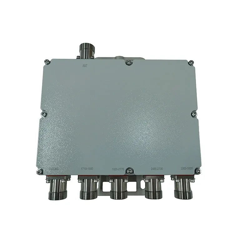 Manufacturer Supple UHF 698-960/1710-2170/2400-2700/3300-3800MHz Quadplexer Combiner with 