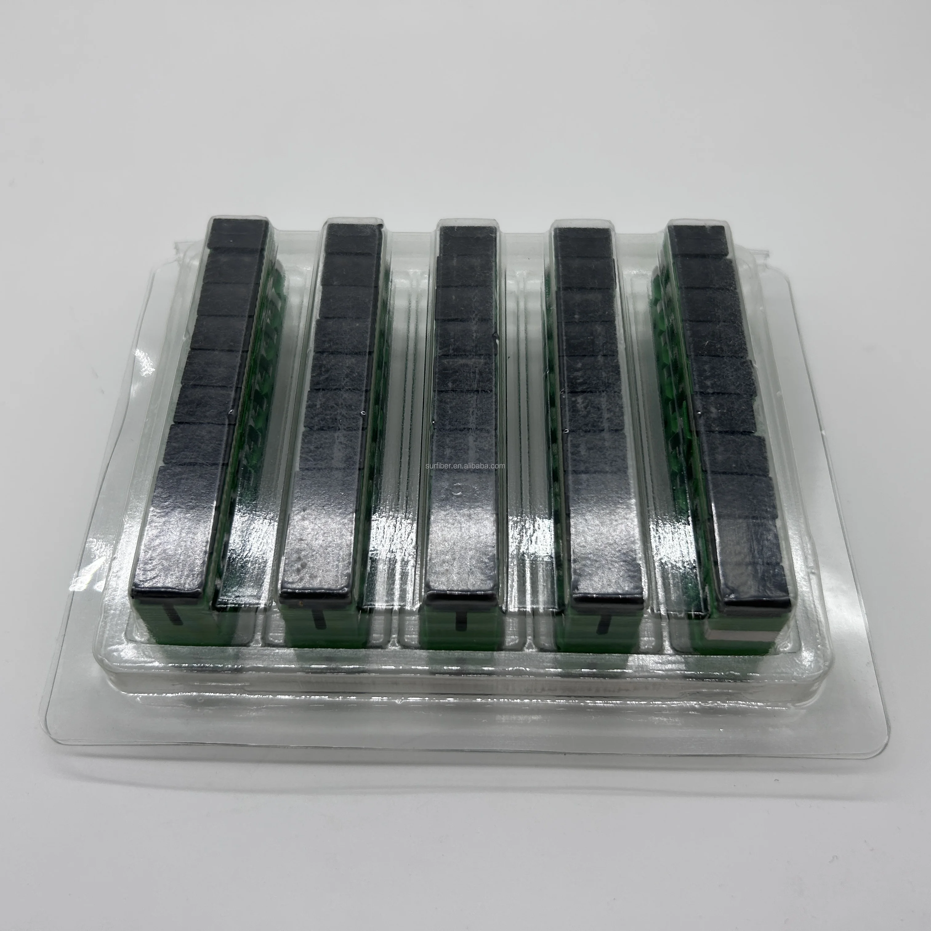 Single Mode E2000 Simplex OS2 Fiber Optic Adapter/Coupler Connector with Flange for FTTH-boxintelecom
